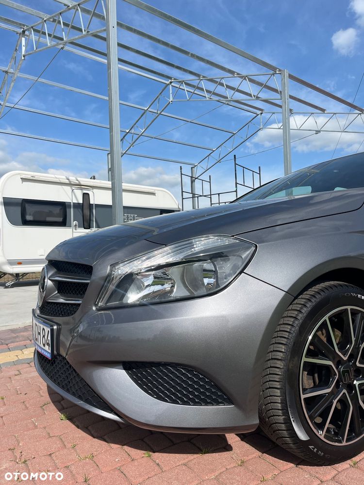 Mercedes-Benz Klasa A 180 (BlueEFFICIENCY) - 3