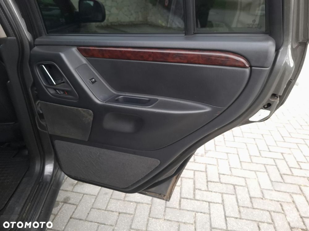 Jeep Grand Cherokee 2.7 CRD Limited - 21