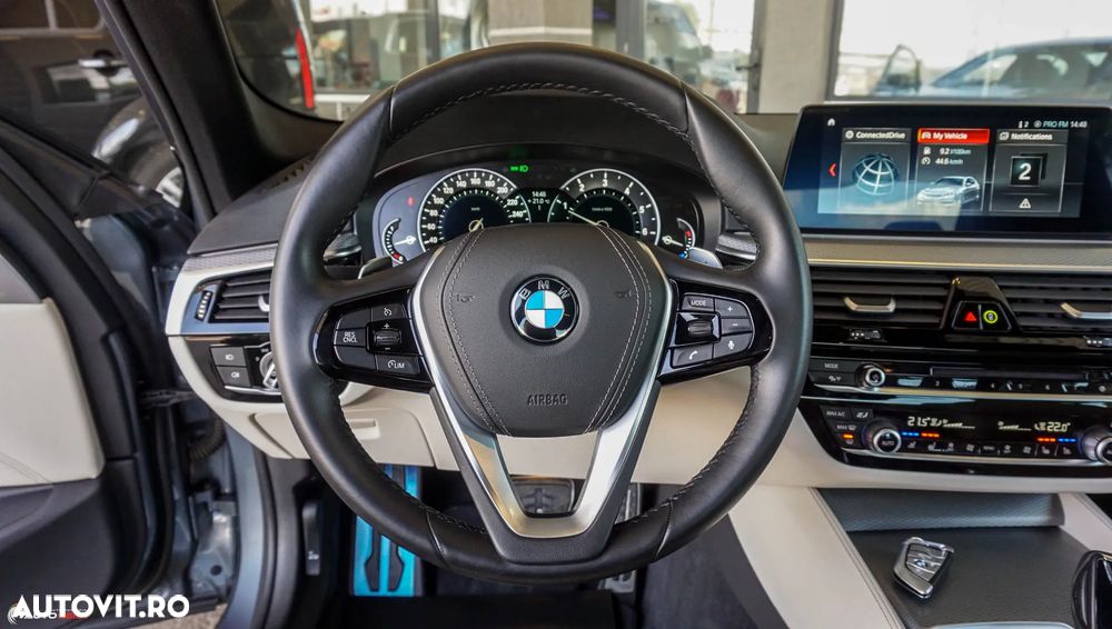 BMW Seria 5 530i xDrive AT - 18