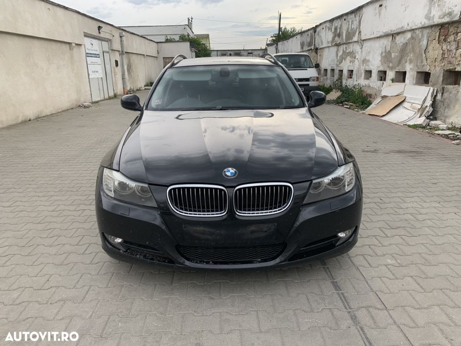 Dezmembram bmw 330d e91 facelift - 1
