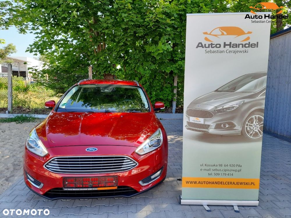 Ford Focus 1.0 EcoBoost STart-Stopp-System TITANIUM - 4