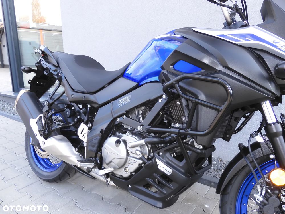 Suzuki V-STROM - 4