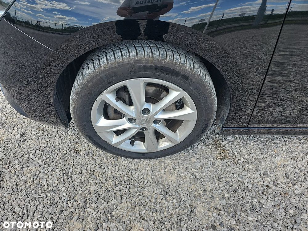 Opel Corsa 1.5 D Elegance S&S - 9