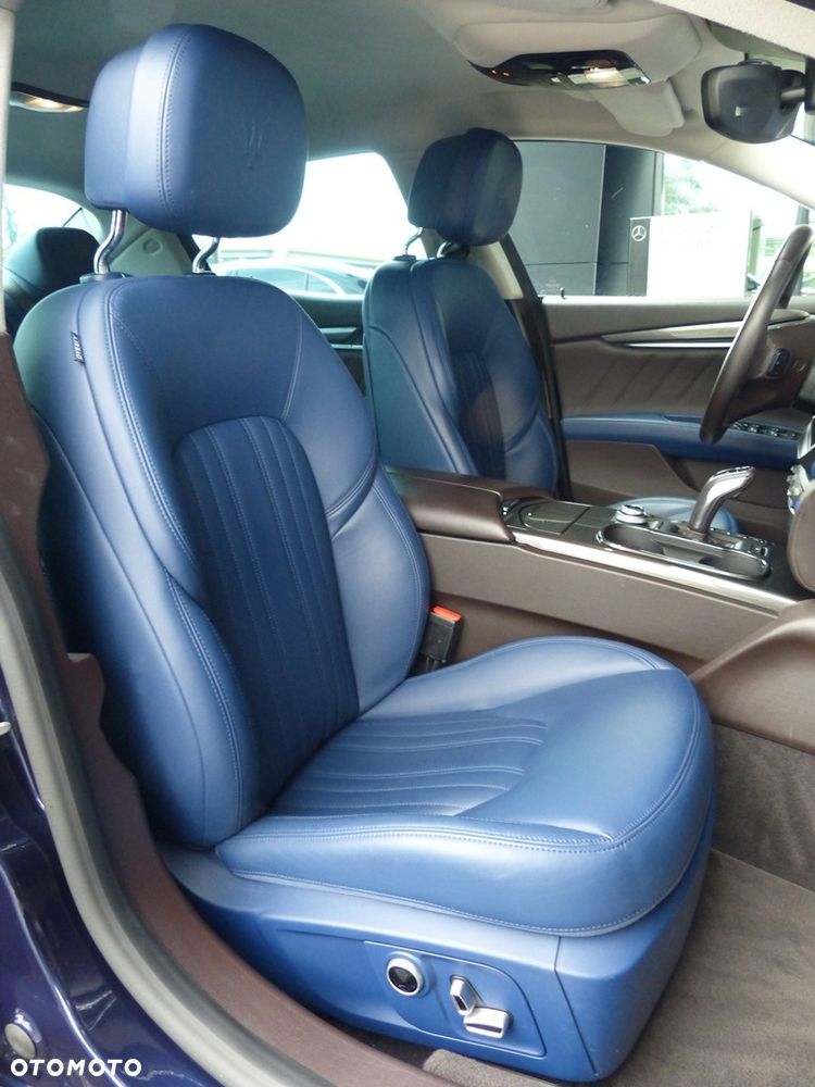 Maserati Ghibli MHEV Granlusso - 16