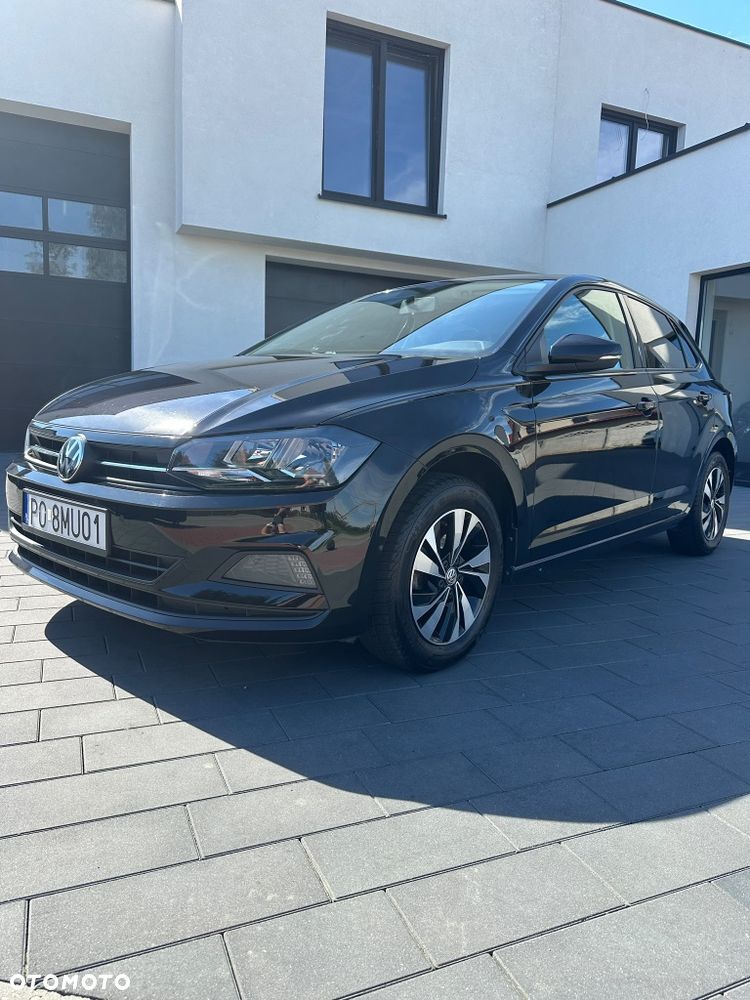 Volkswagen Polo - 2