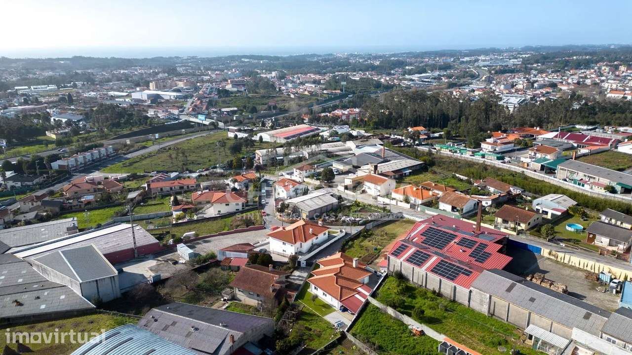 Lote de Gaveto para Construção de Moradia - Grande imagem: 3/12