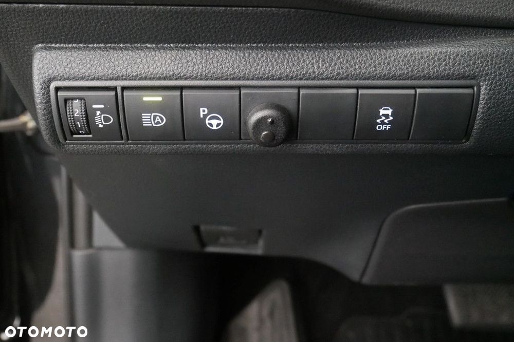 Toyota Corolla 1.8 Hybrid Comfort - 26