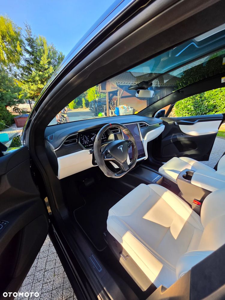 Tesla Model X Long Range Plus - 17
