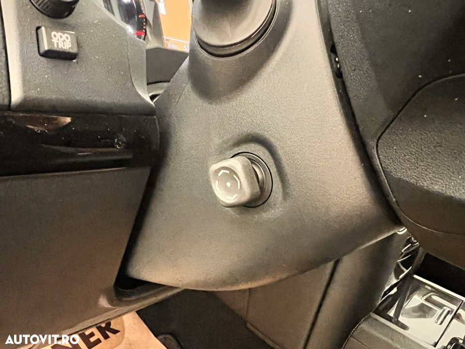 Toyota Land Cruiser - 18