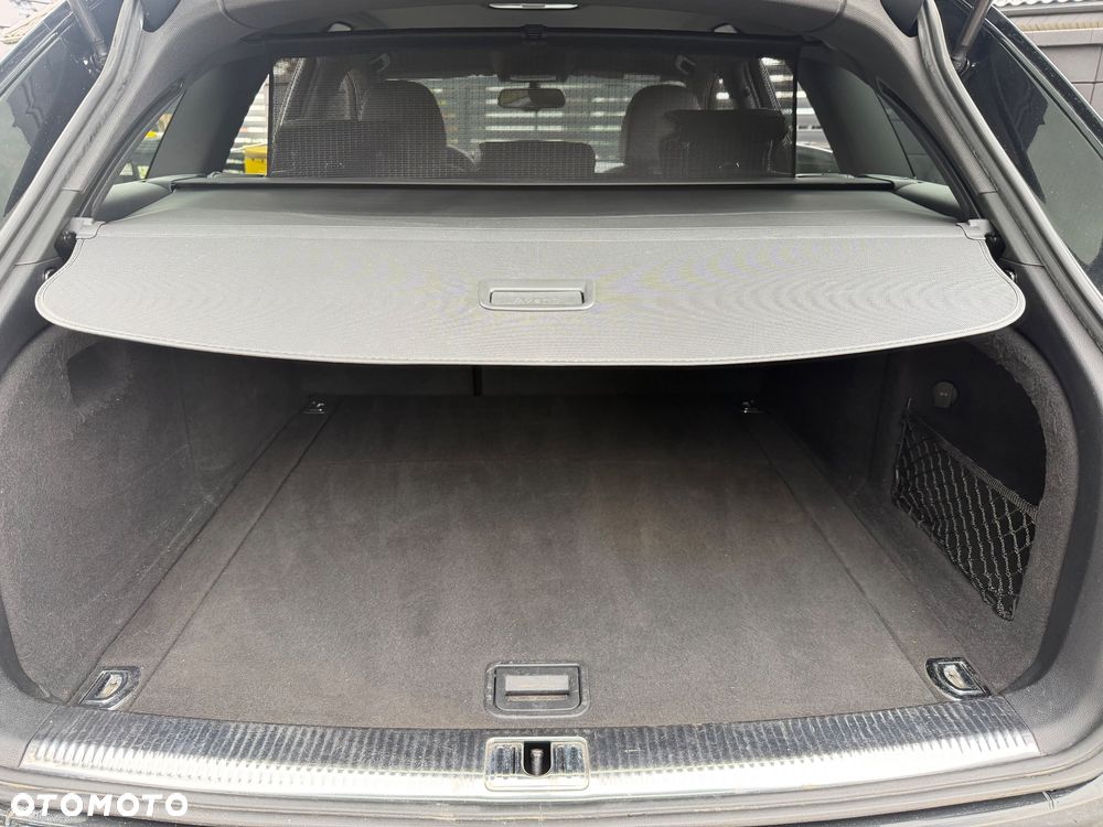 Audi A4 Avant 2.0 TDI DPF clean diesel quattro S tronic S line Sportpaket - 24