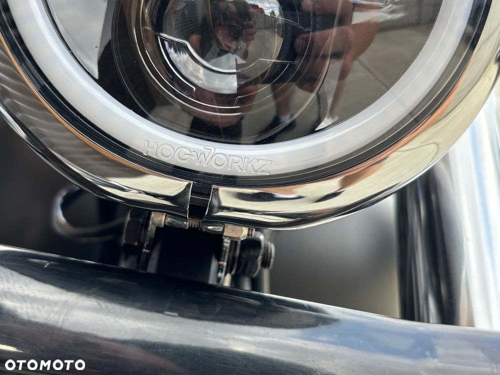 Harley-Davidson Dyna Street Bob - 10