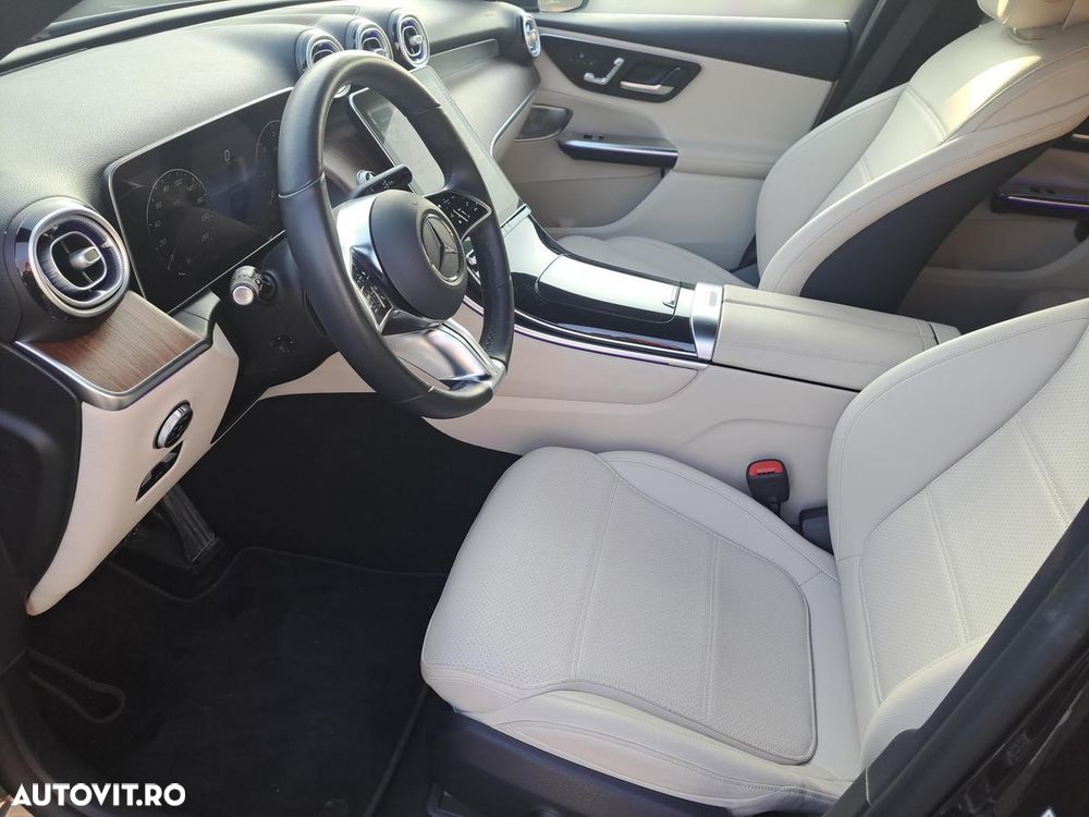 Mercedes-Benz GLC 220 d 4MATIC MHEV - 13
