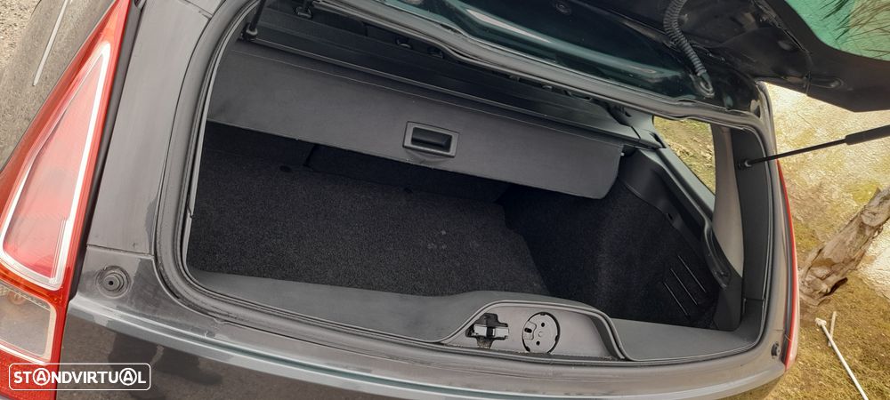 Renault Mégane Break 1.5 dCi Dynamique S - 4