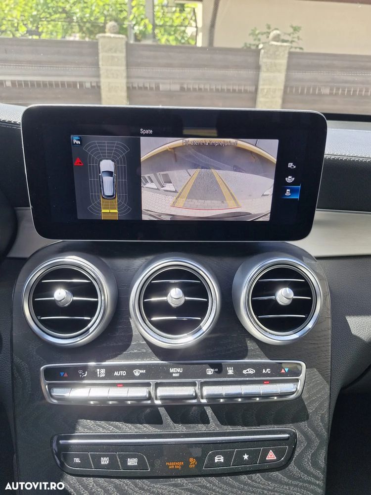 Mercedes-Benz GLC 300 e 4MATIC - 10