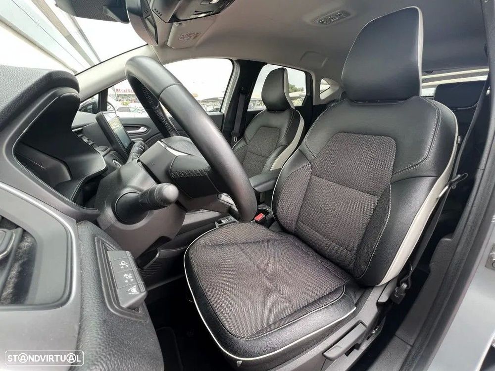 Renault Captur 1.0 TCe Techno - 3