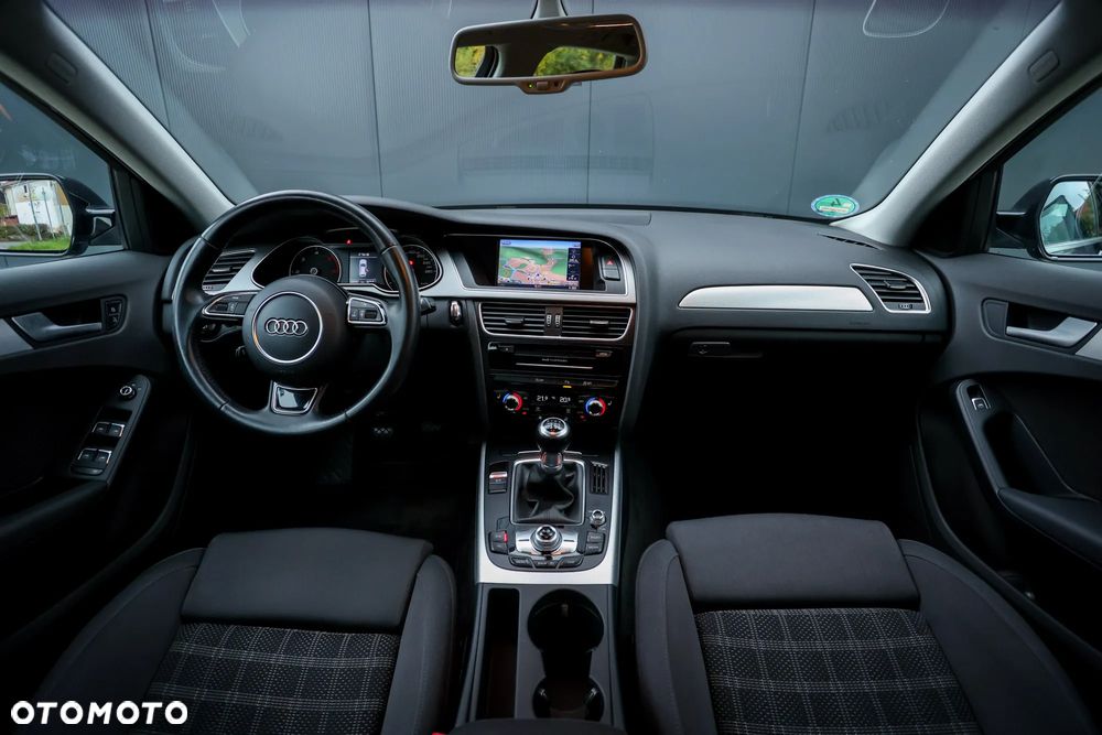 Audi A4 Avant 2.0 TDI DPF Ambiente - 5