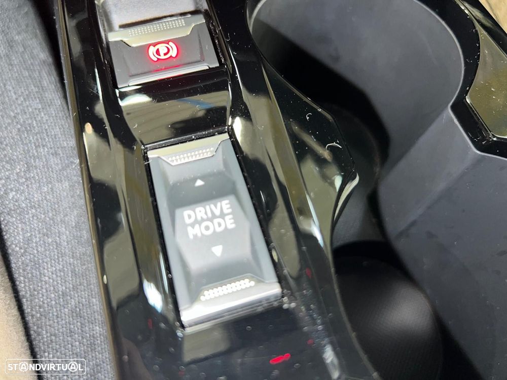 Peugeot e-208 50 kWh Style - 24