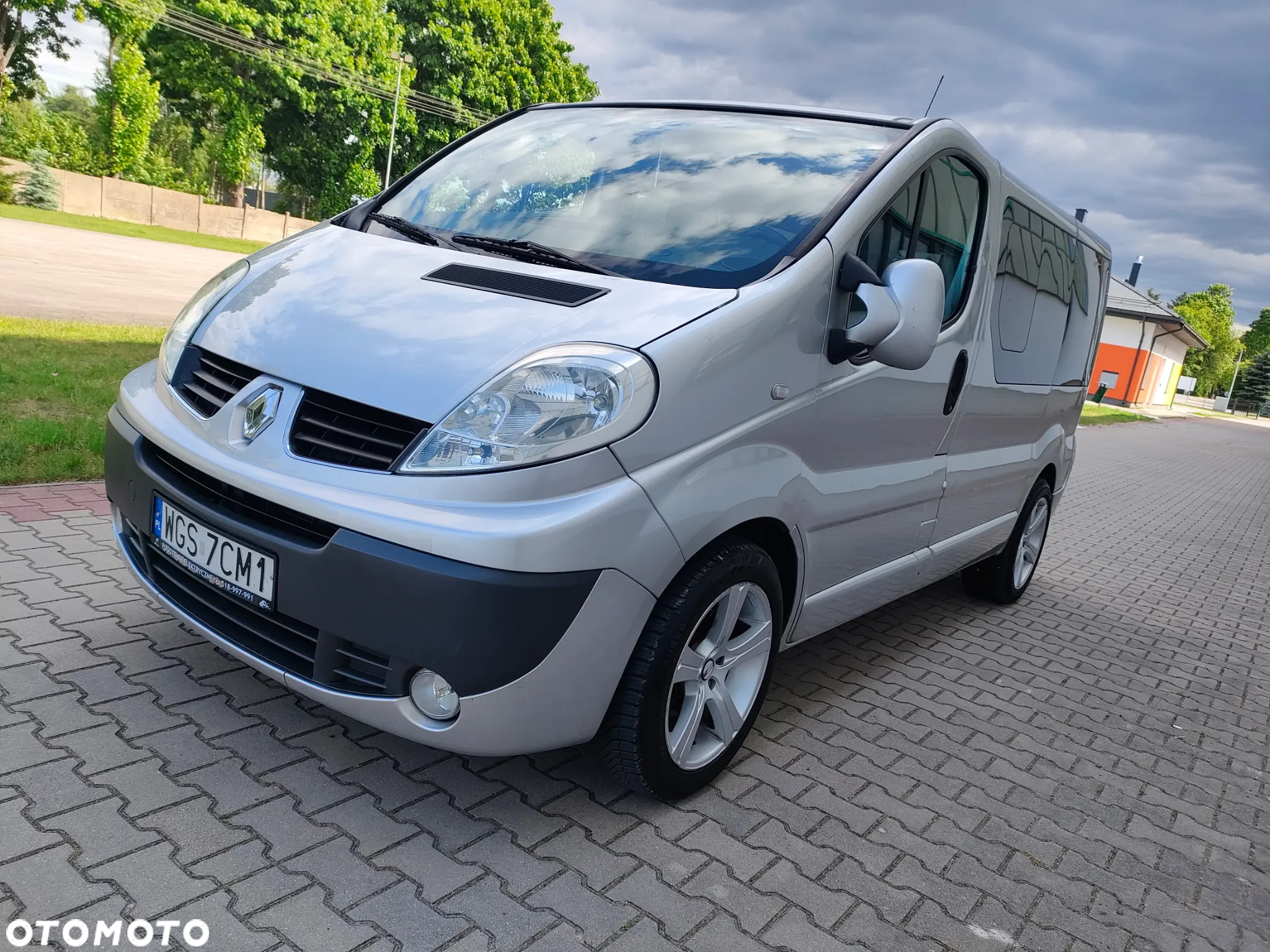 Renault Trafic 2.5 dCi 150 FAP Passenger L1H1 Privilège - 12
