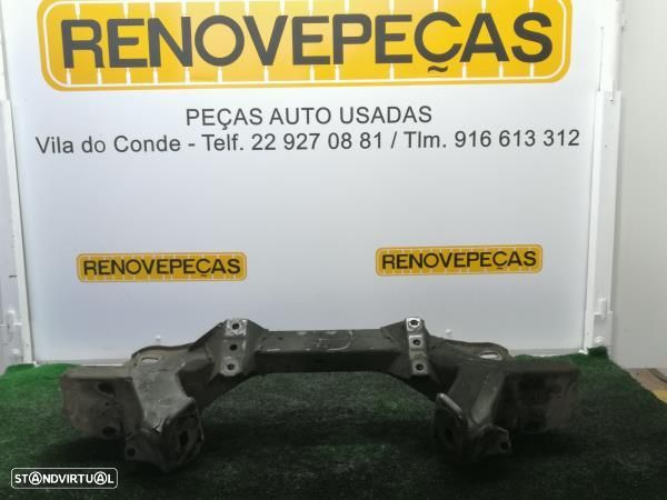 Charriot Frente Toyota Hiace Iv Caixa (__H1_, __H2_) - 1