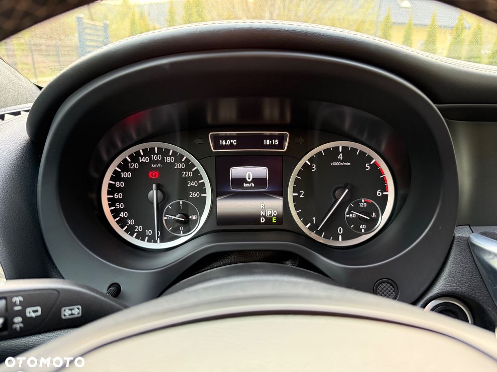 Infiniti Q30 2.2d Sport AWD 7DCT - 21