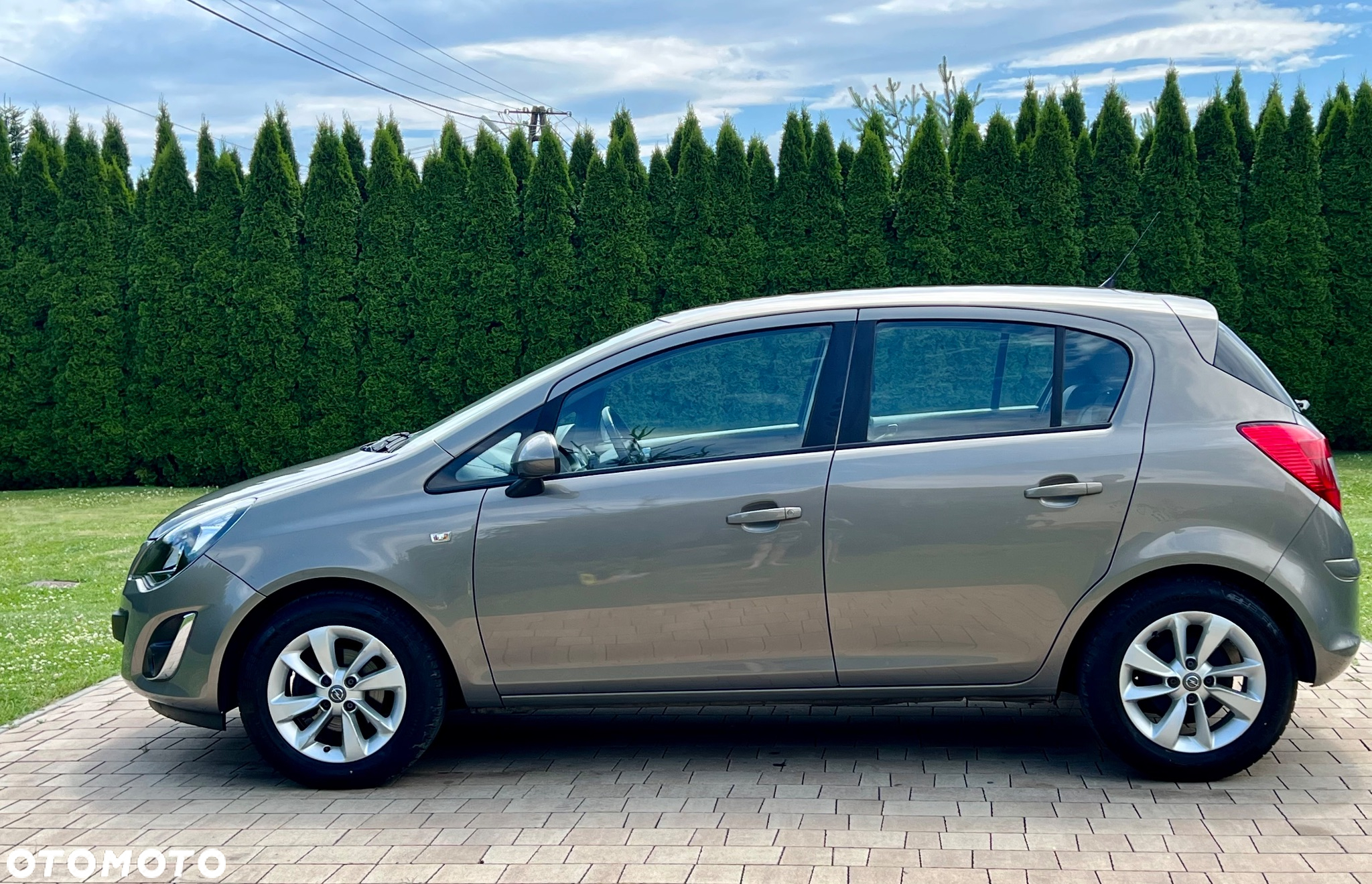 Opel Corsa 1.2 16V Enjoy - 19