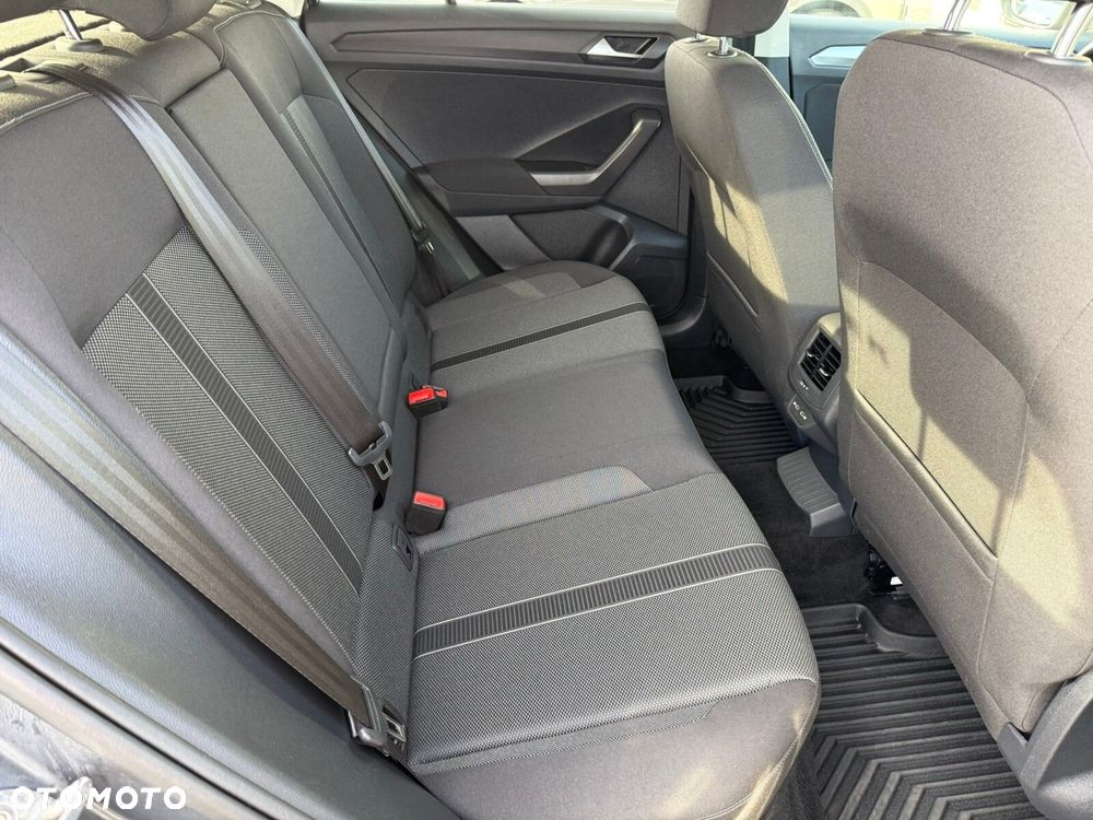 Volkswagen T-Roc 1.5 TSI Life DSG - 22