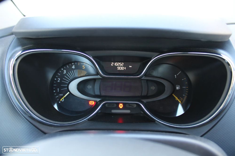 Renault Captur 1.5 dCi - 9