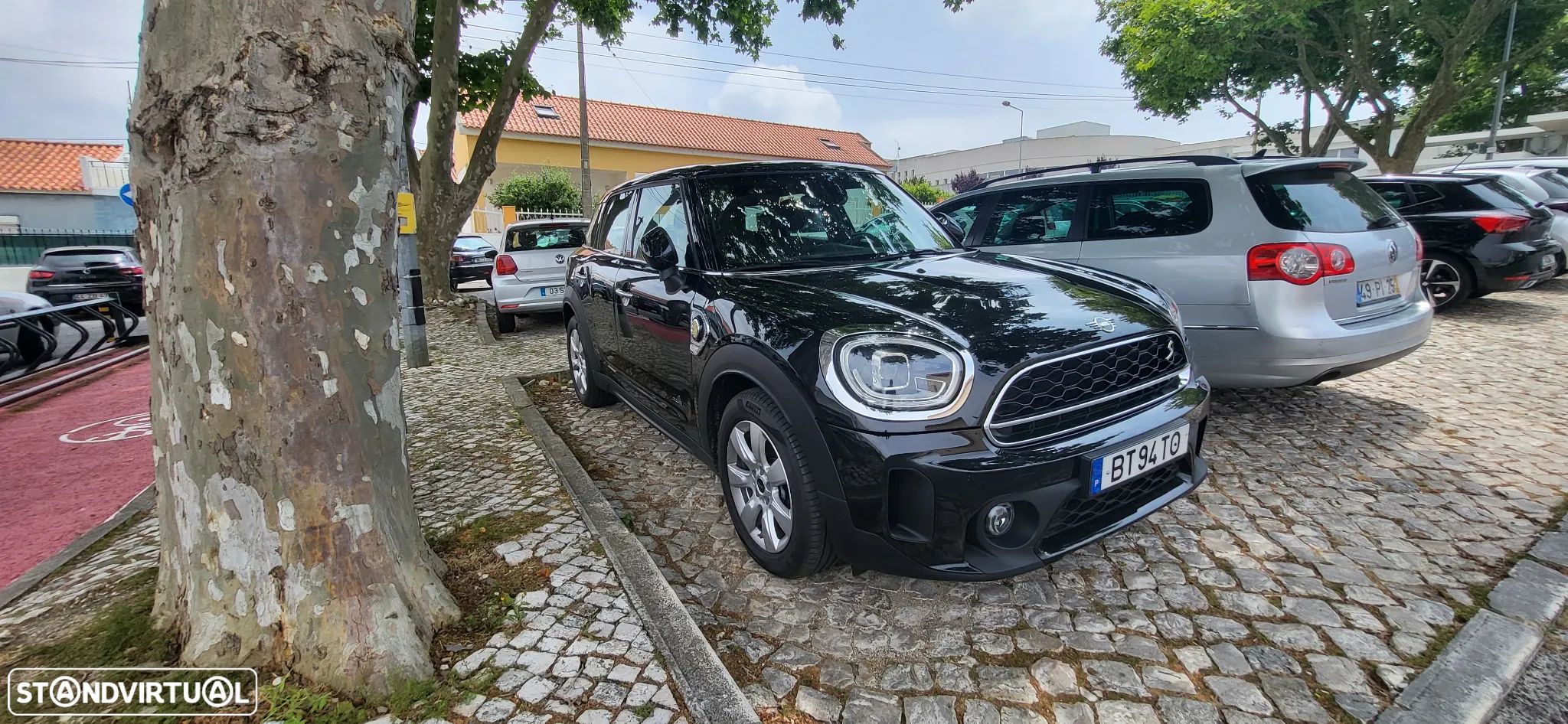 MINI Countryman Cooper SE ALL4 Classic Auto - 1