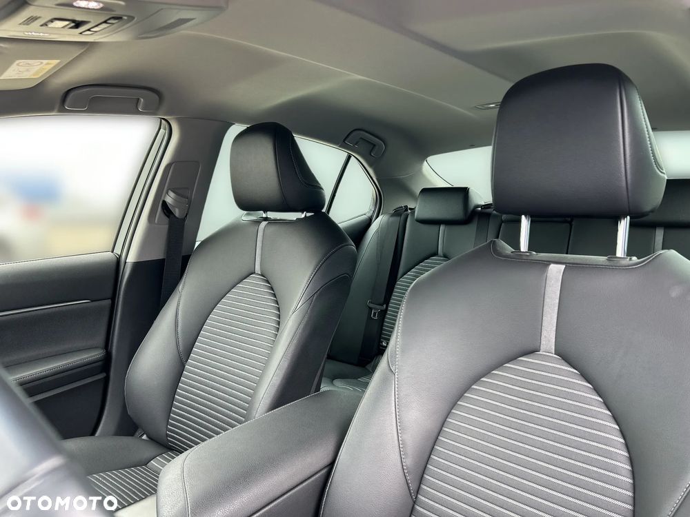 Toyota Camry 2.5 Hybrid Prestige CVT - 12