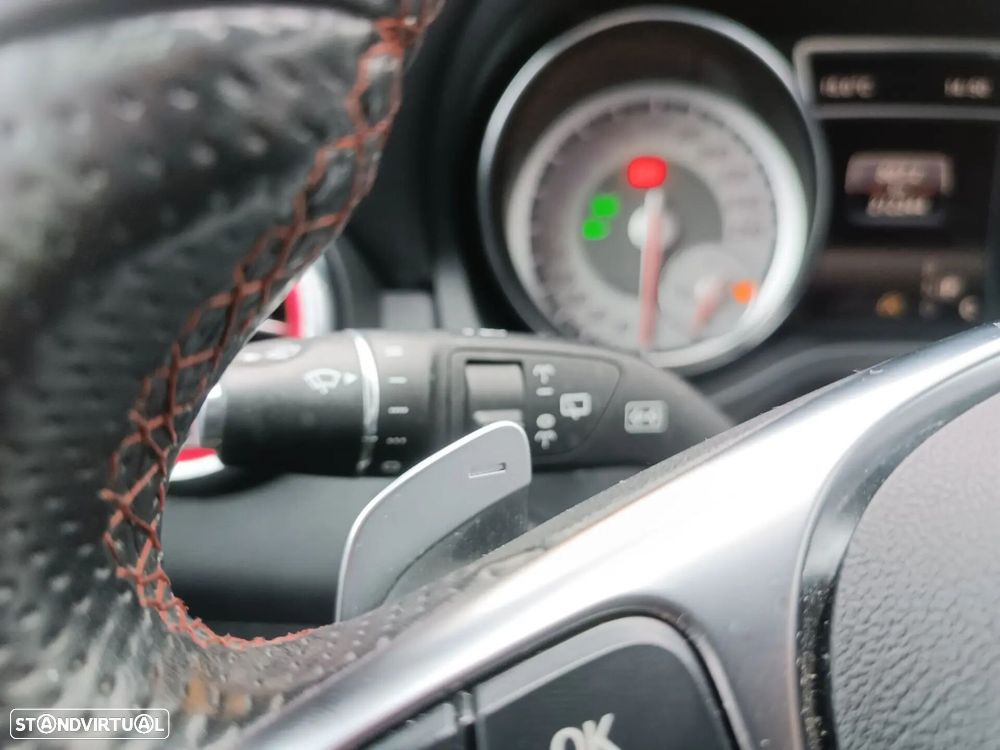 Mercedes-Benz CLA 220 d Shooting Brake AMG Line Aut. - 17