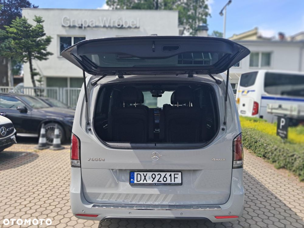 Mercedes-Benz Klasa V 300 d 9G-Tronic Exclusive (d³ugi) - 4
