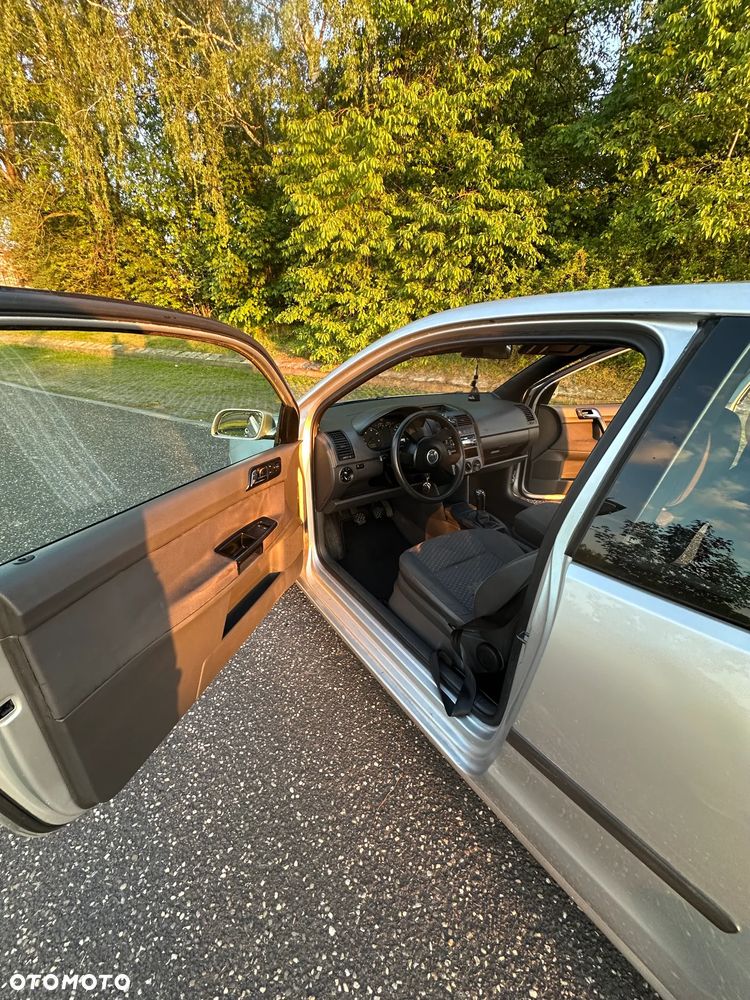 Volkswagen Polo - 10
