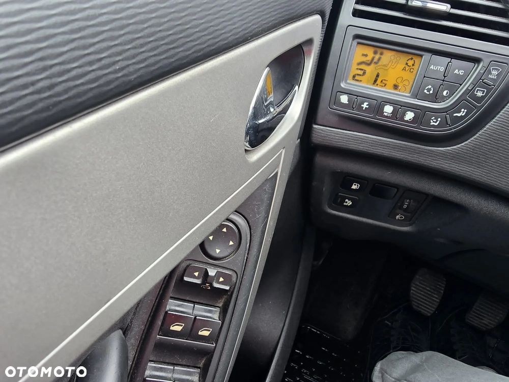 Citroën C4 Picasso - 13