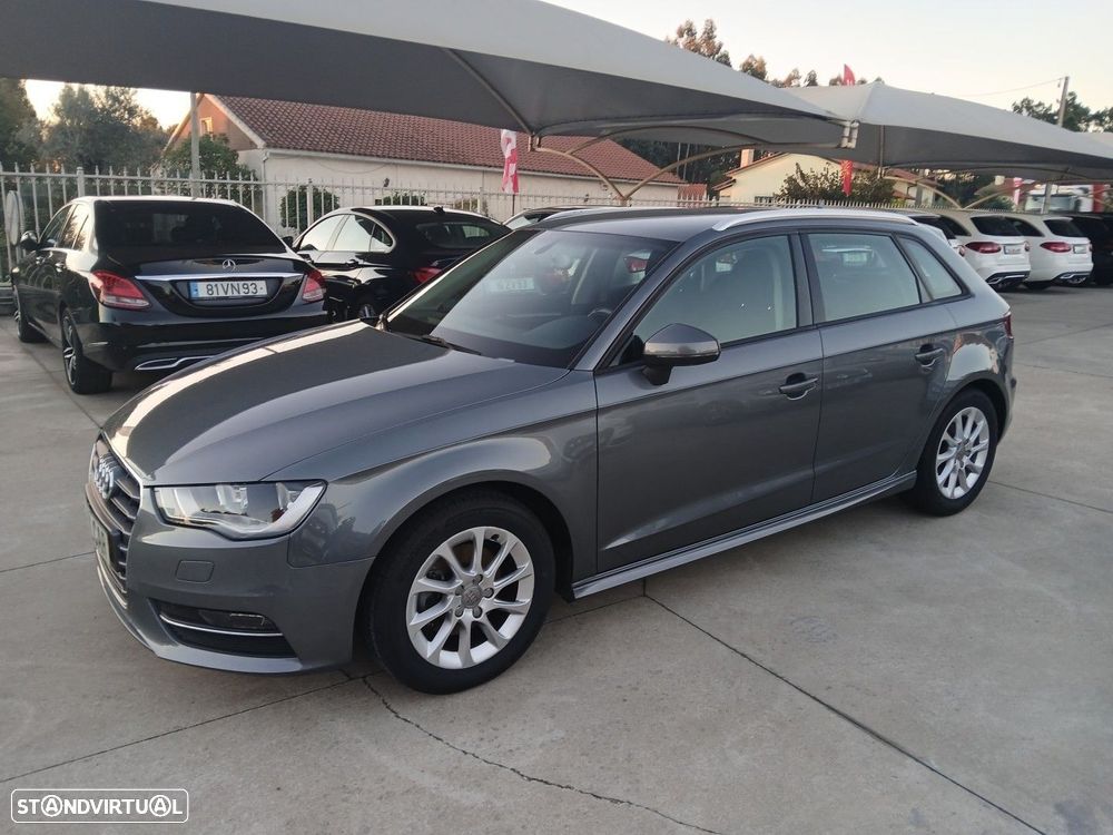 Audi A3 Sportback 1.6 TDI - 4
