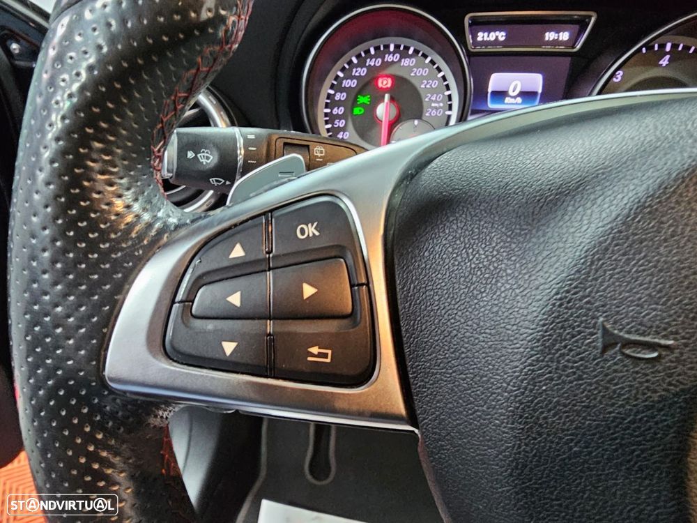 Mercedes-Benz GLA 200 - 16