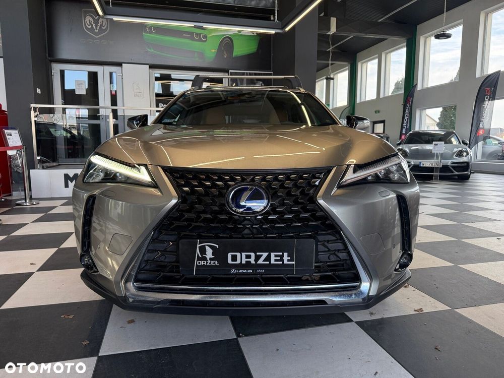 Lexus UX - 2
