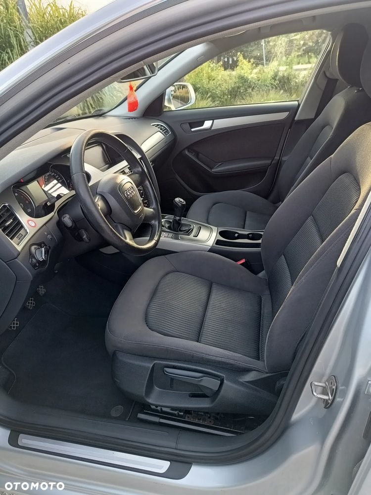 Audi A4 Avant - 5