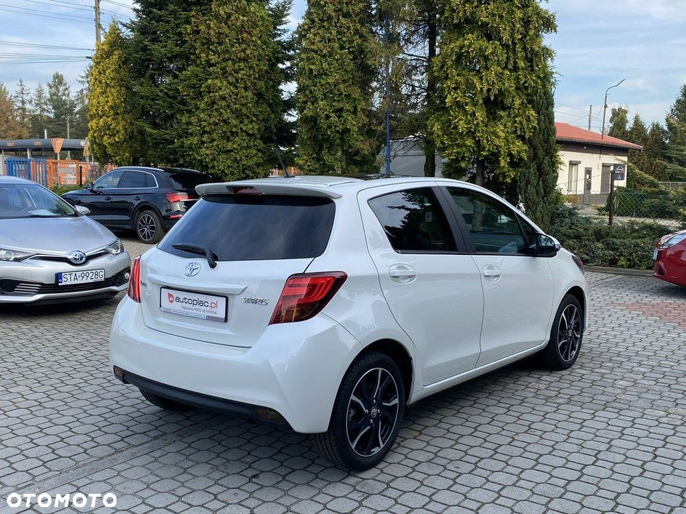 Toyota Yaris - 6