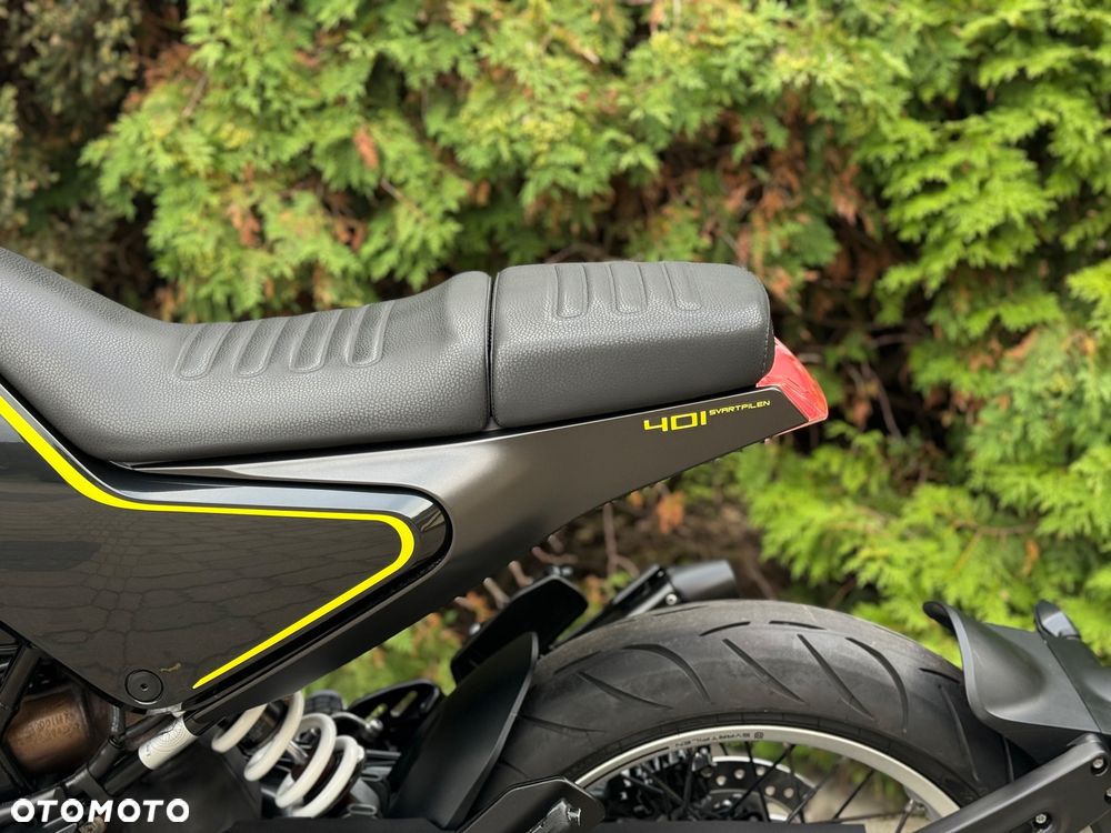 Husqvarna Svartpilen - 38