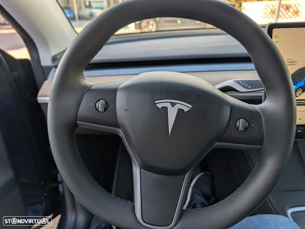 Tesla Model Y Standard - 15