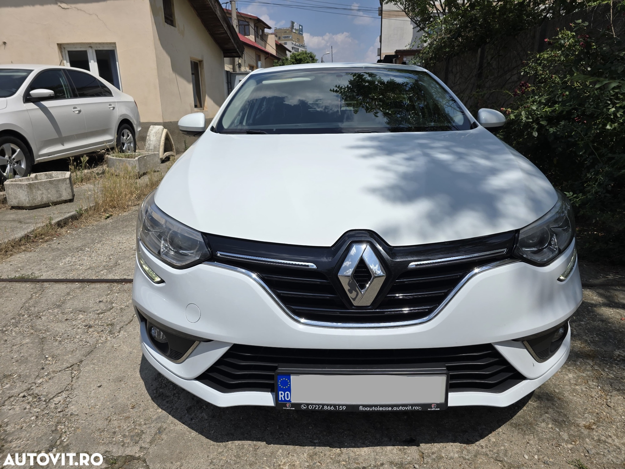 Renault Megane ENERGY TCe Life - 11