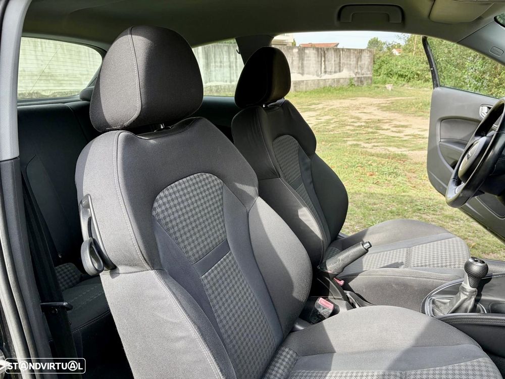 Audi A1 1.6 TDI S line edition - 9