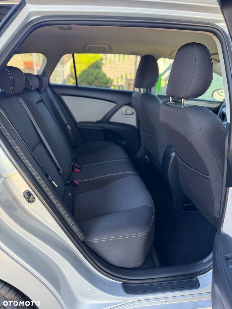 Toyota Avensis 2.0 D-4D Prestige - 13