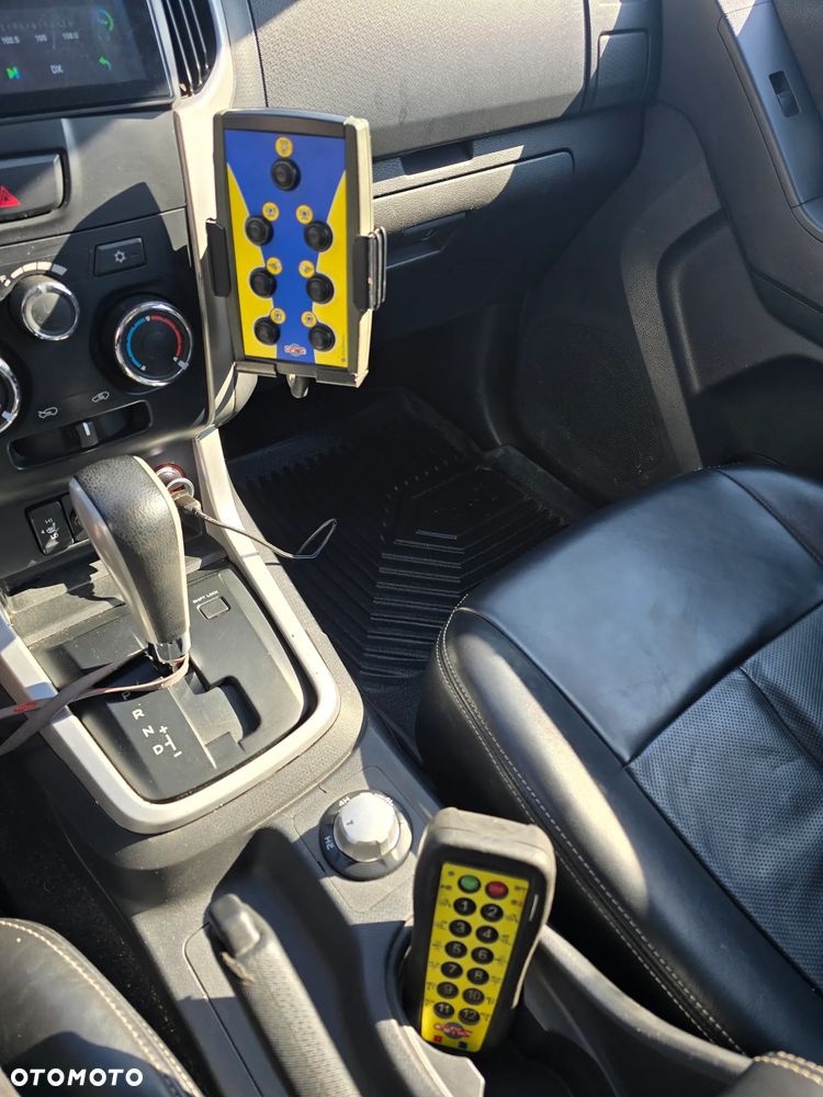 Isuzu D-Max 2.5 DC LSX - 7