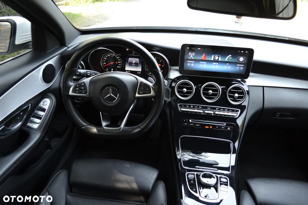 Mercedes-Benz Klasa C - 32