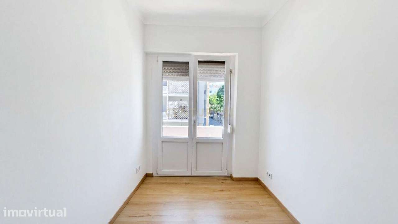 Apartamento T1 com Varandas em Barreiro, Setúbal - Grande imagem: 4/19