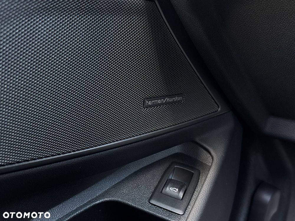 BMW Seria 3 M340i xDrive mHEV sport - 19