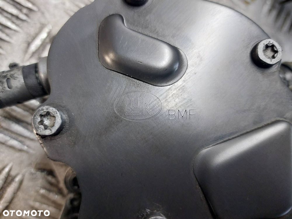 POMPA VACUM LUK VOLKSWAGEN PASSAT B5 1.9 TDI 038145209K - 4