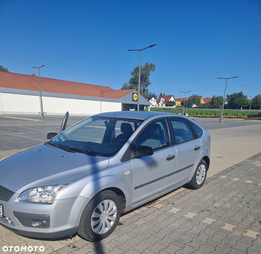 Ford Focus 1.6 Comfort - 4