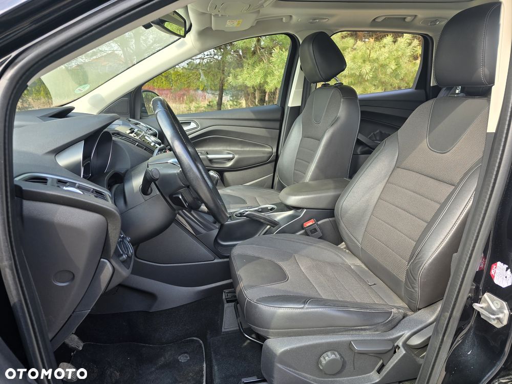 Ford Kuga - 13
